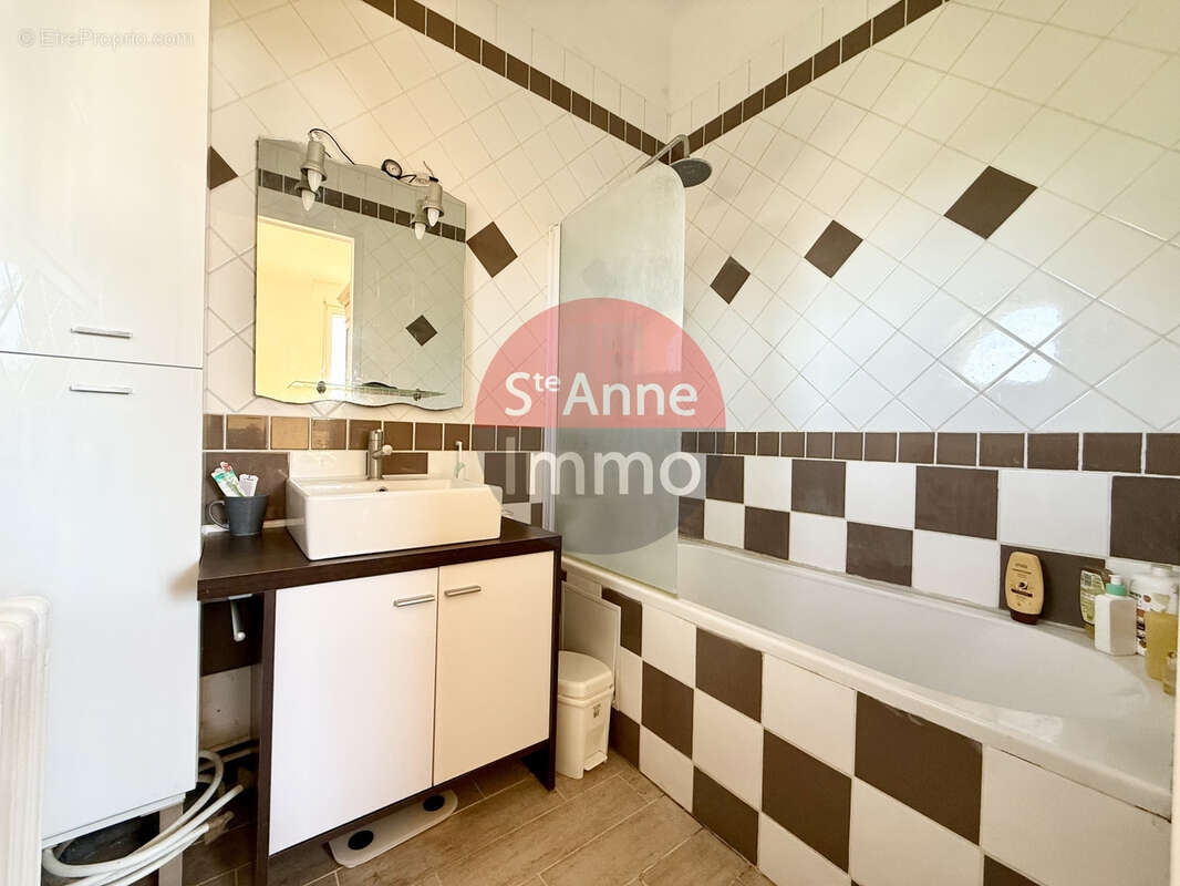 Maison à ROSIERES-EN-SANTERRE