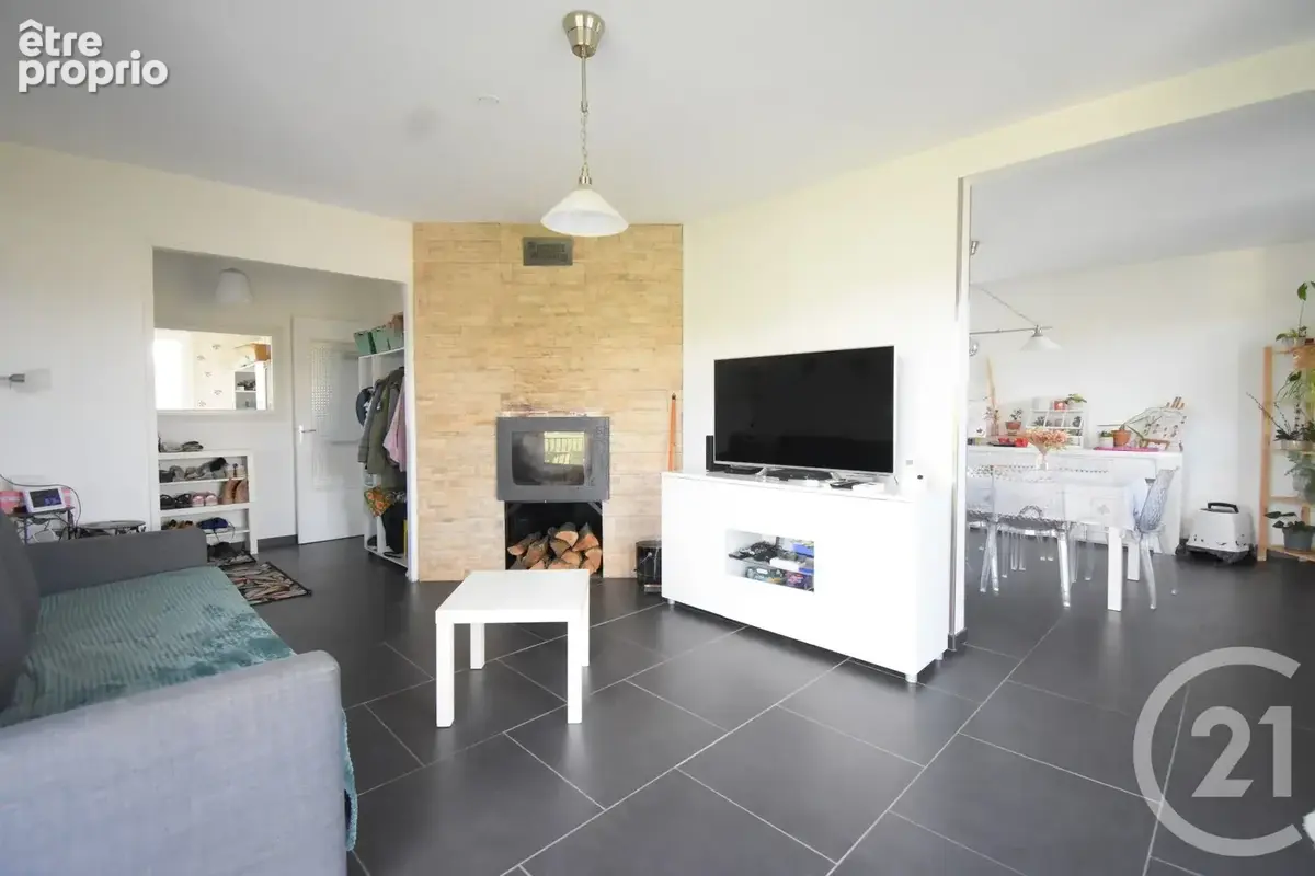 Maison 7 pièces 152 m² à vendre à Bellerive-Sur-Allier (03700) - photo 2