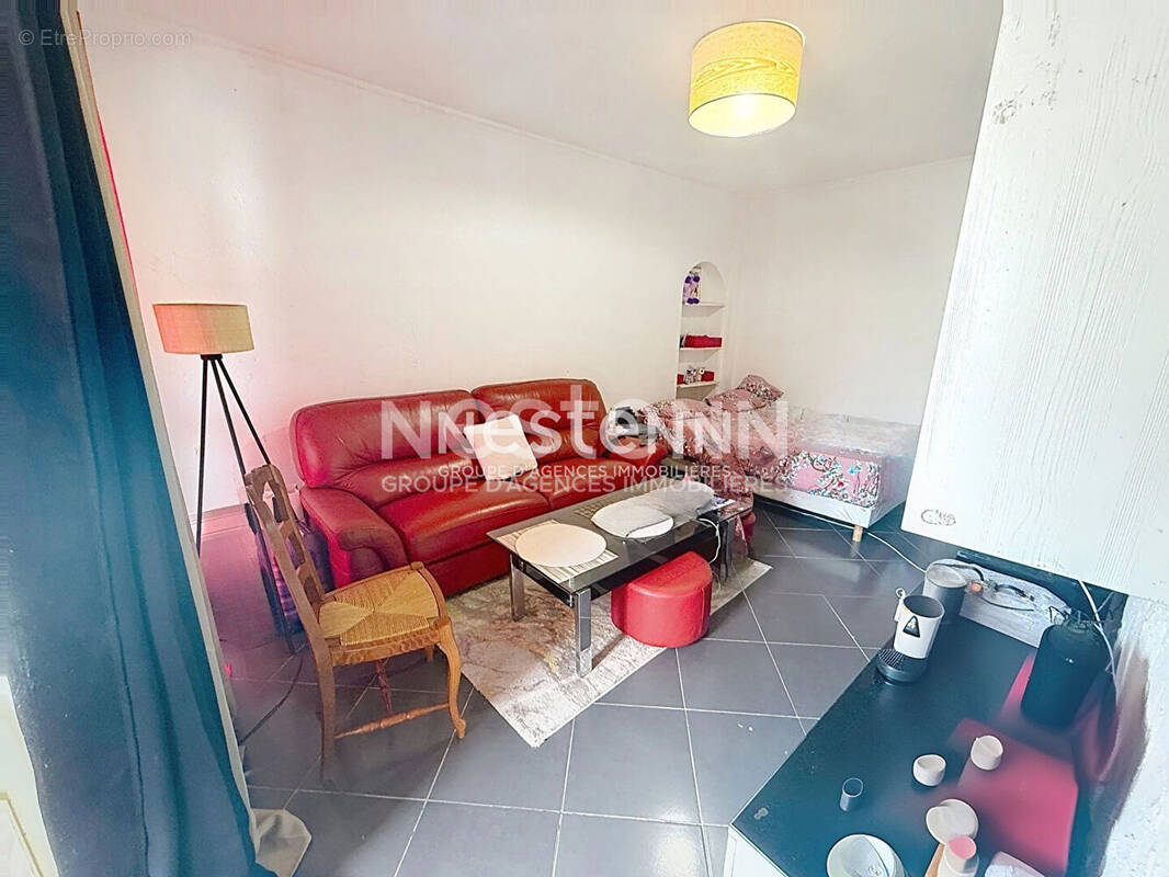 Appartement à VALLAURIS