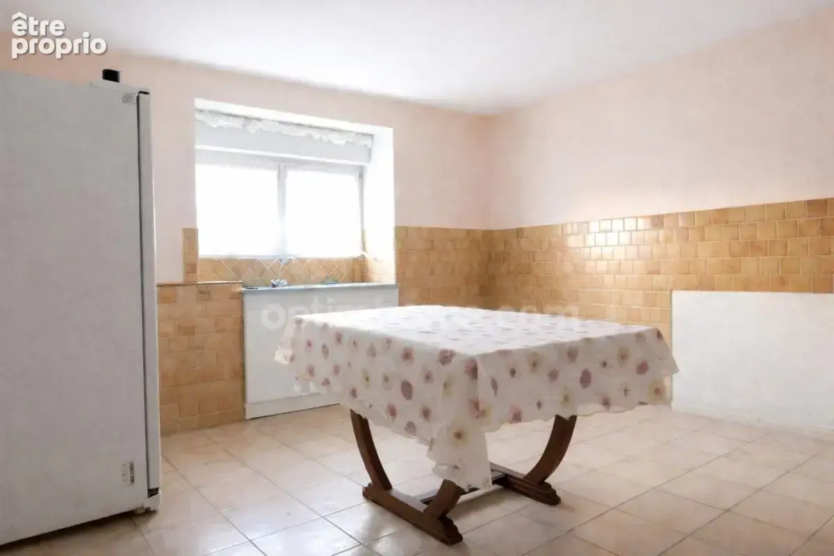 Kedange-sur-canner - maison de village de 167 m² a renover ! fort potentiel ! - photo 2
