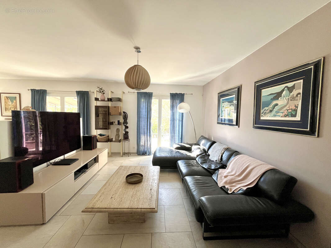 Maison à ENSUES-LA-REDONNE