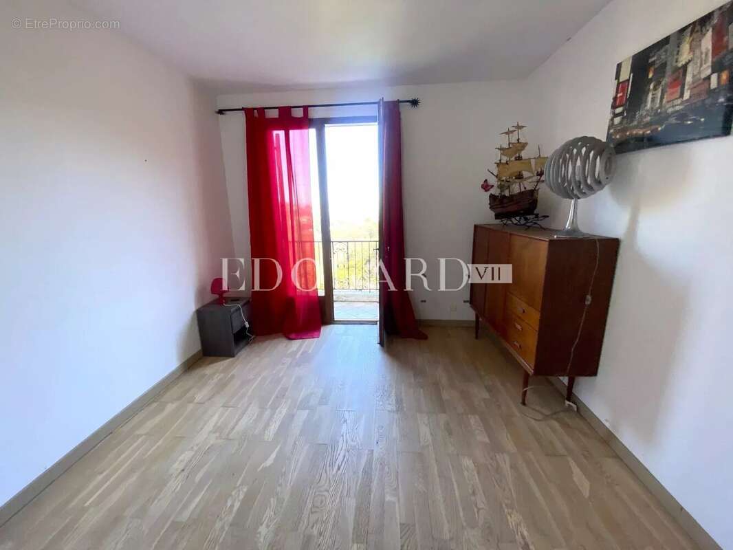 Villa provençale de 350 m² divisée en plusieurs appartements, idéale résidence principale ou investissement locatif - photo 23