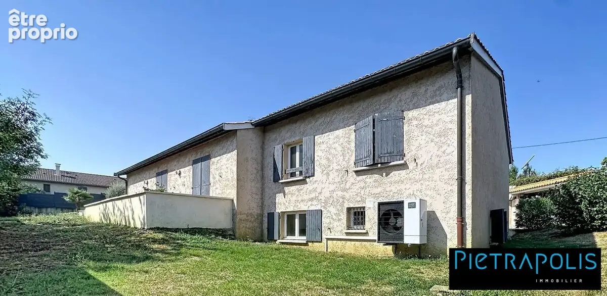 Maison 7 pièces 180 m² à vendre à Jassans-Riottier (01480) - photo 4