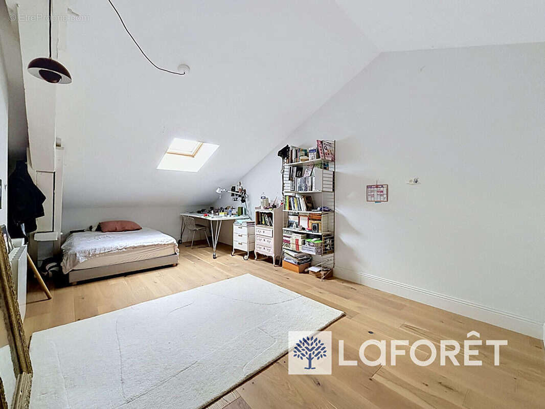 Appartement à CHAMPAGNE-AU-MONT-D'OR