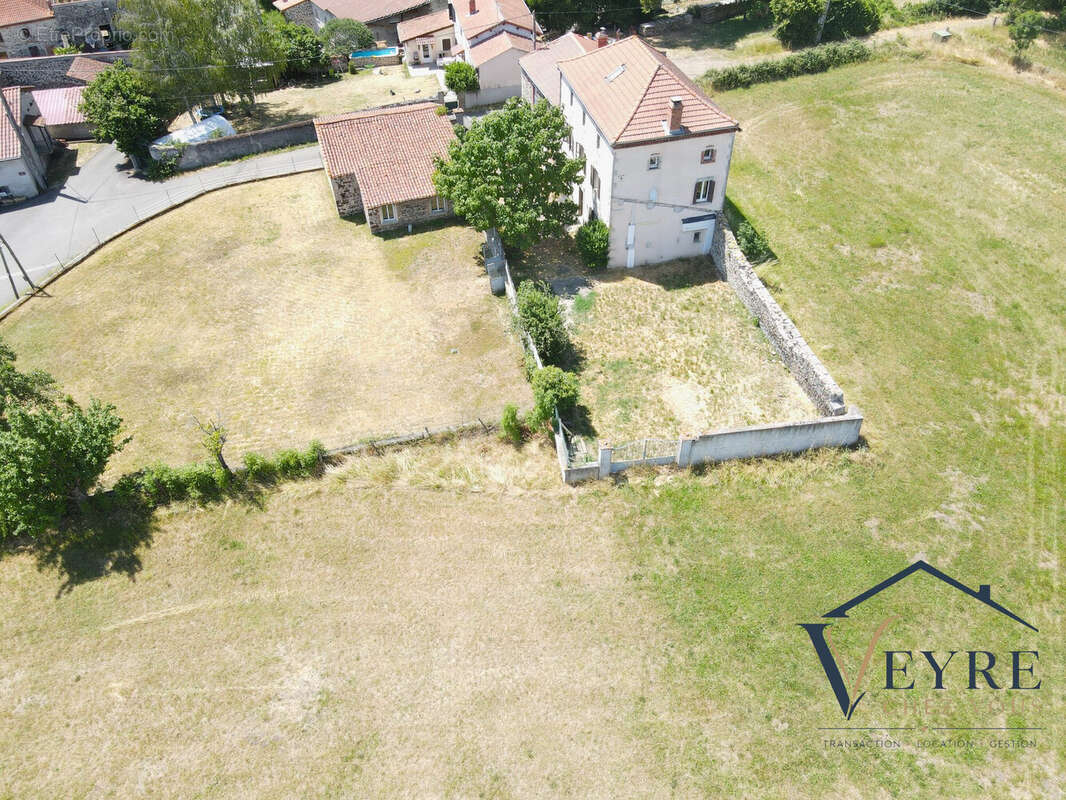 Maison 220 m² à Salledes  - photo 2
