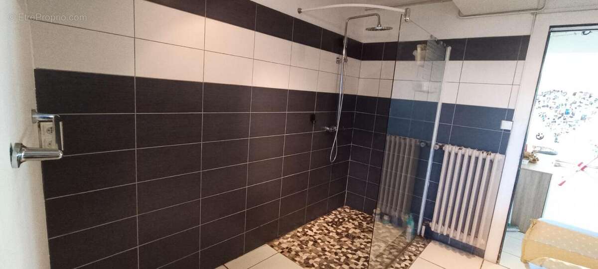 Maison à SAINT-SAUVEUR