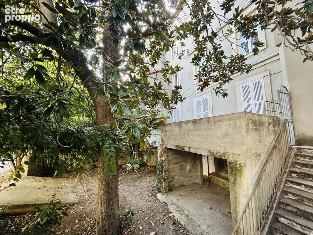 Appartement bourgeois avec terrasse et jardin - photo 10