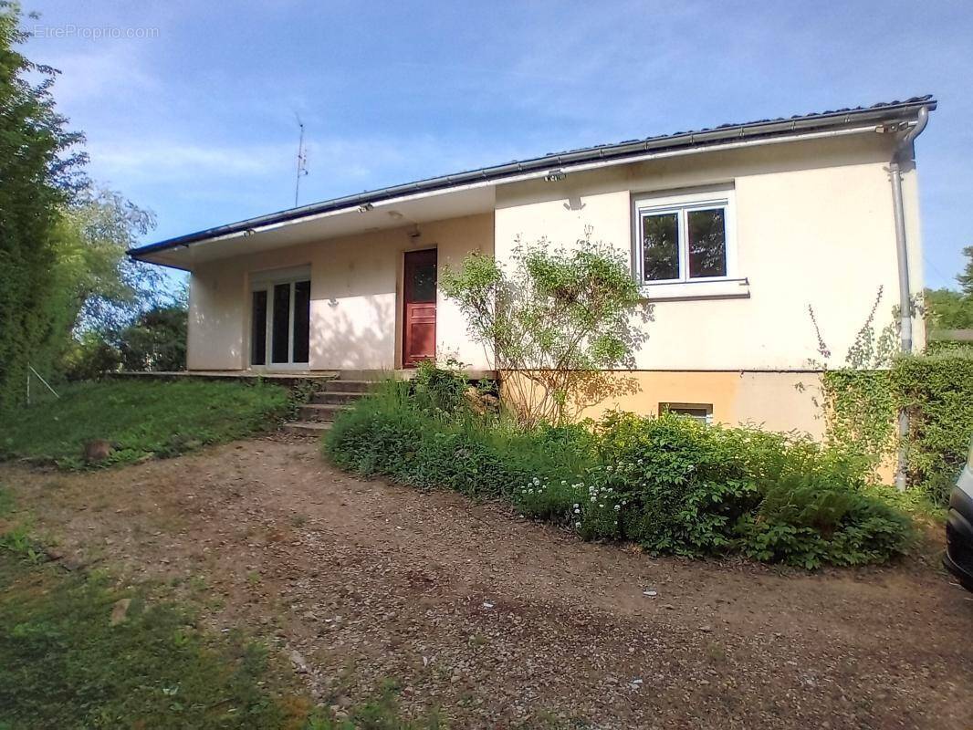 Maison à LACANCHE