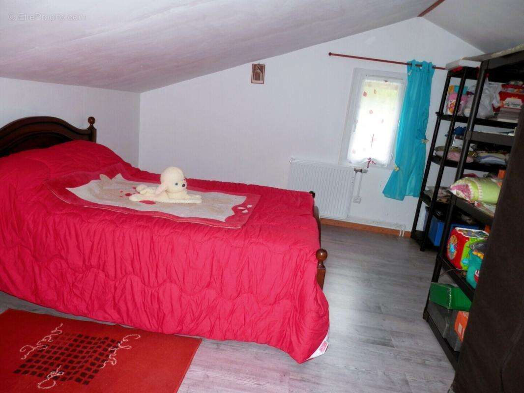 Maison à POIX-DE-PICARDIE