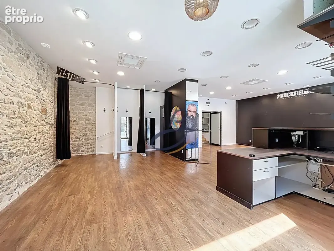 Vente Bureau-local Bourgoin-jallieu(38300) 210 000ï¿œ - photo 5