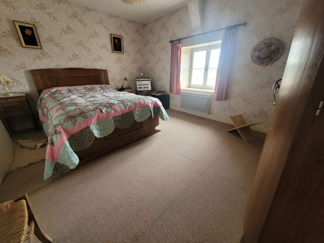 Maison à SAINT-JEAN-D&#039;ANGELY