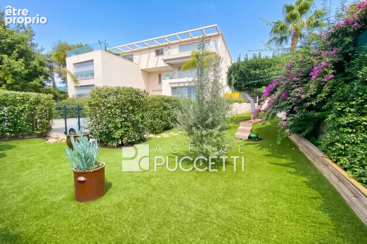 Appartement à VENCE