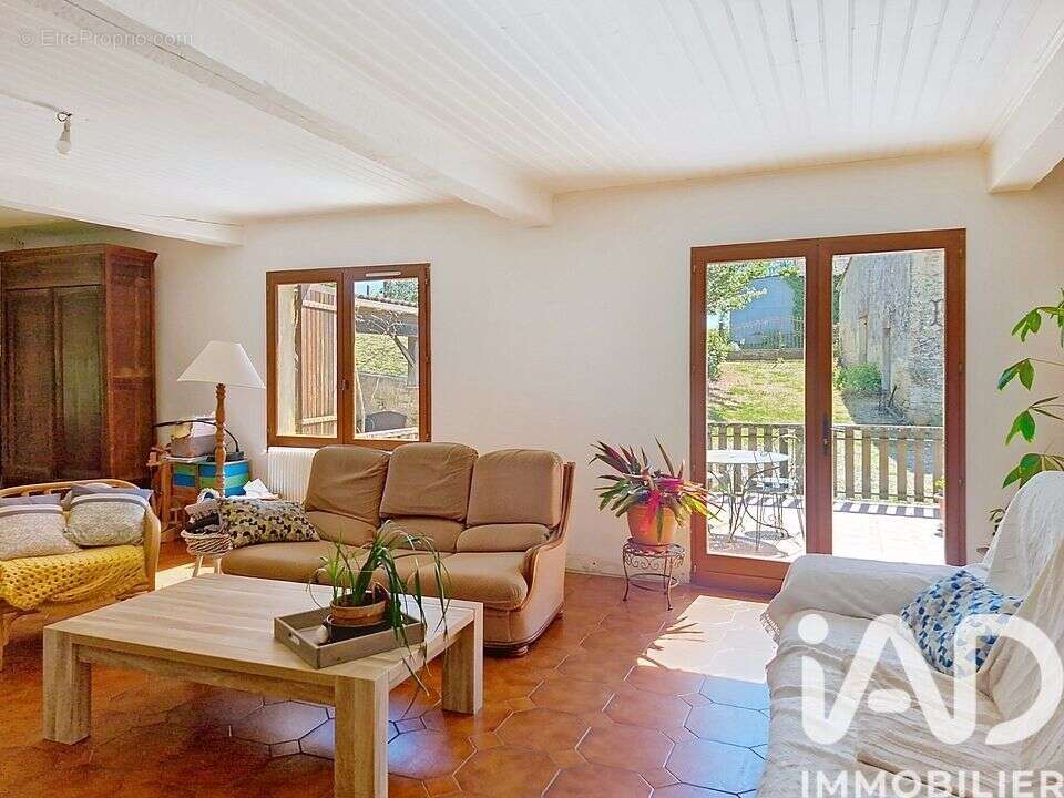 Photo 5 - Maison à GENSAC