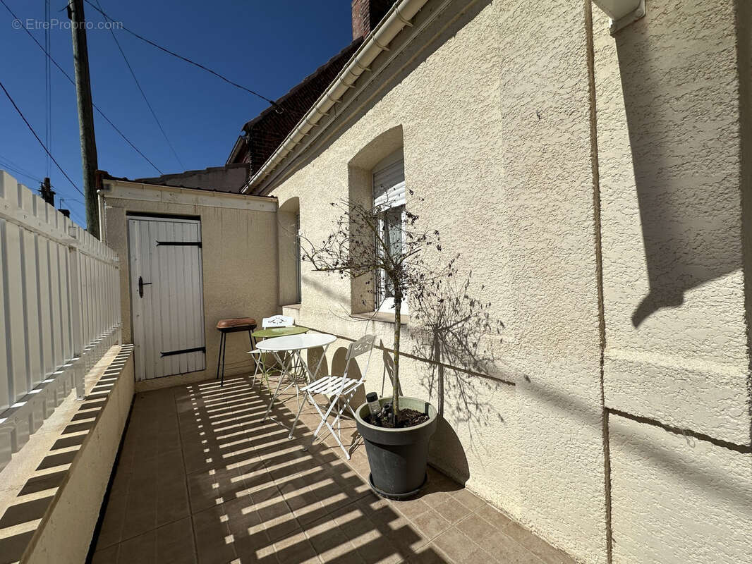 Maison - semi mitoyenne - 2 chambres - photo 1