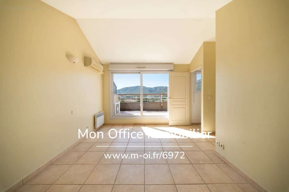 Appartement à MARSEILLE-11E
