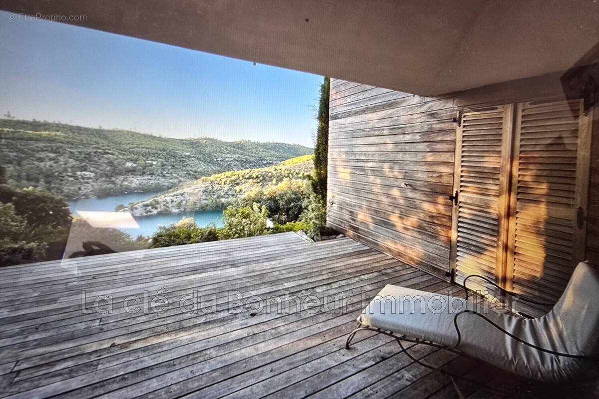 Maison 130 m² à Esparron-De-Verdon  - photo 3