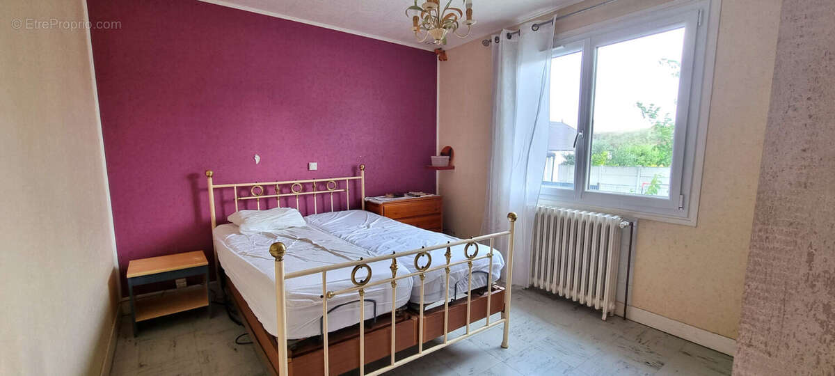 Maison à THOUROTTE
