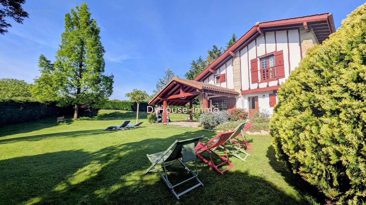 Maison à URRUGNE