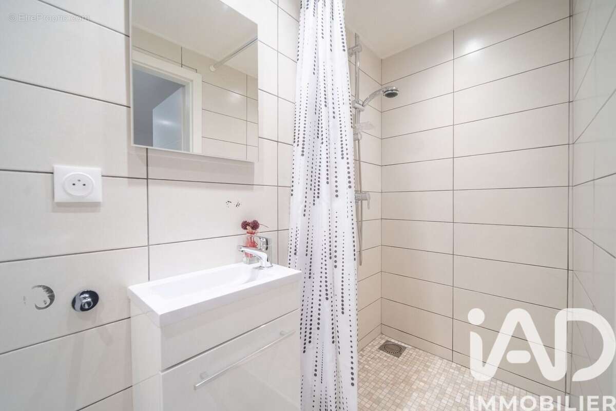 Photo 4 - Appartement à AUDUN-LE-TICHE