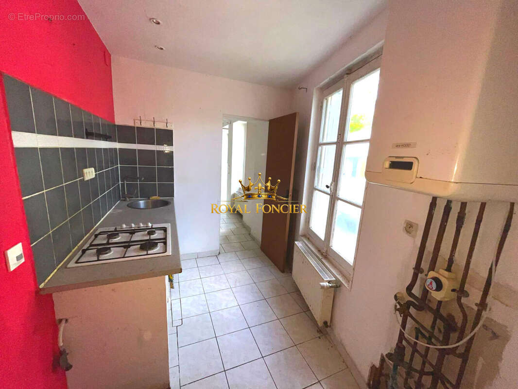 Maison 74 m² à Descartes  - photo 5