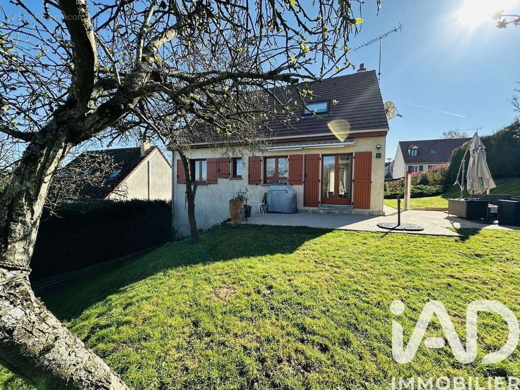 Photo 2 - Maison à AUNEAU