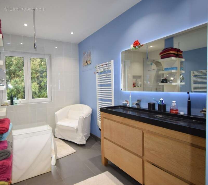 Maison à VILLETTE-D&#039;ANTHON