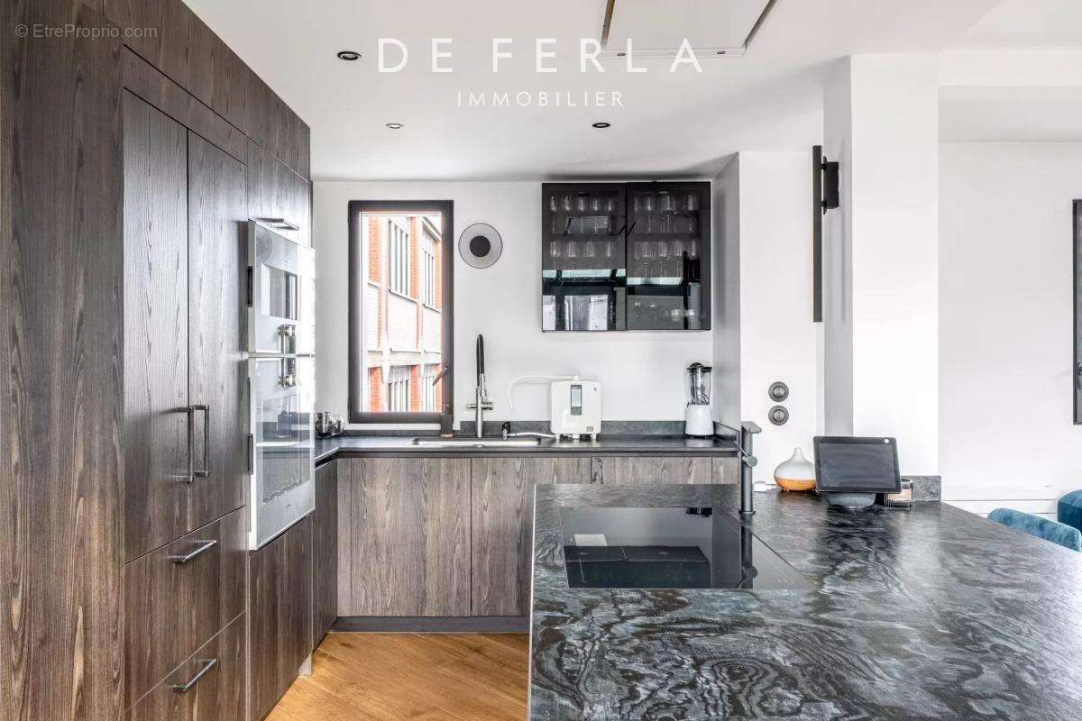 Appartement à PARIS-19E