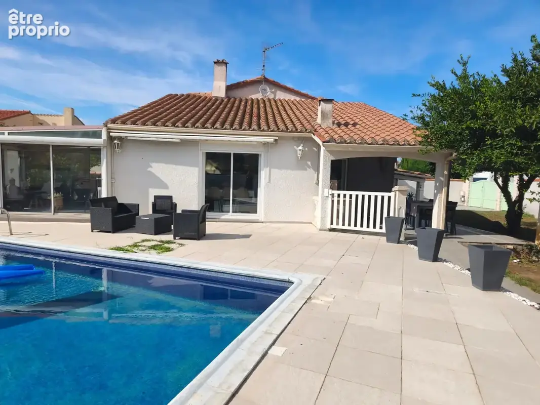 Clai­ra   maison 3 faces avec piscine sur terrain de 557 m2 - photo 7