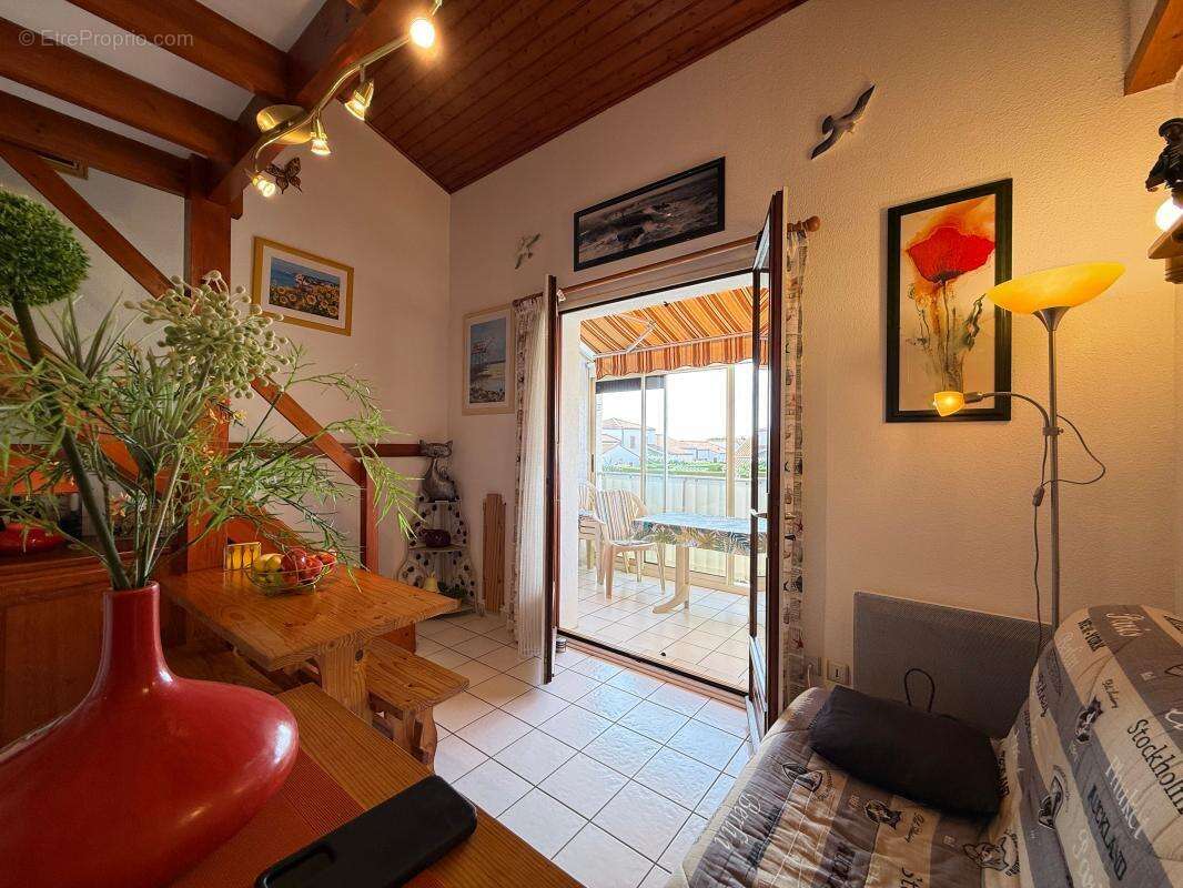 Appartement à VAUX-SUR-MER