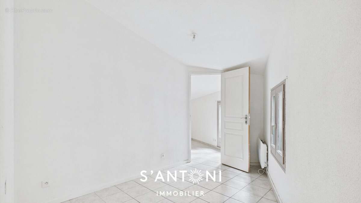 Appartement à PEZENAS