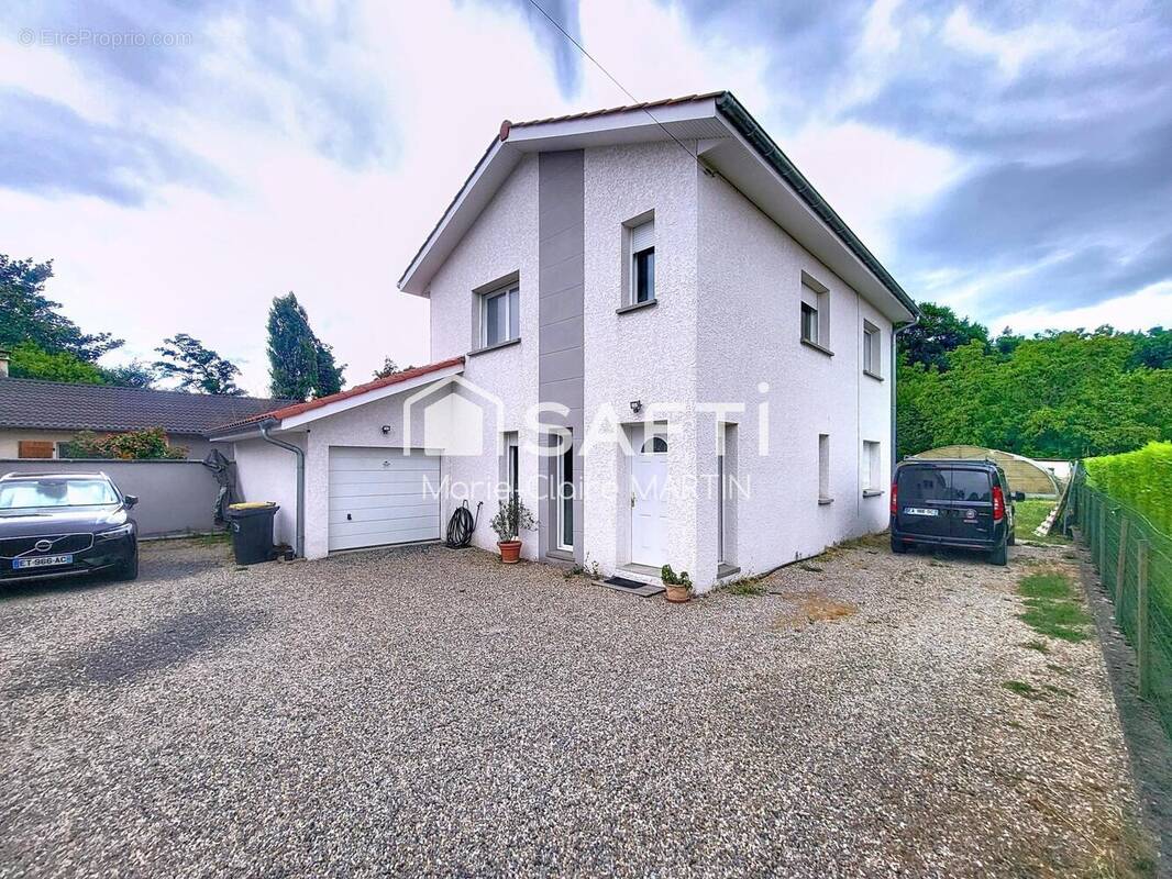 Photo 1 - Maison à CHAVANOZ