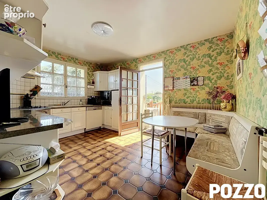 Maison Saint Martin de Bréhal 6 pièces 129 m2 environ - photo 4