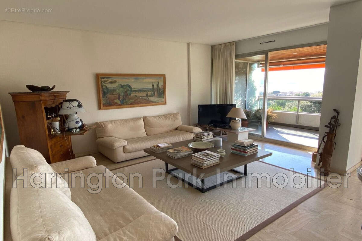 Appartement 90 m² à Marseille-8e  - photo 3