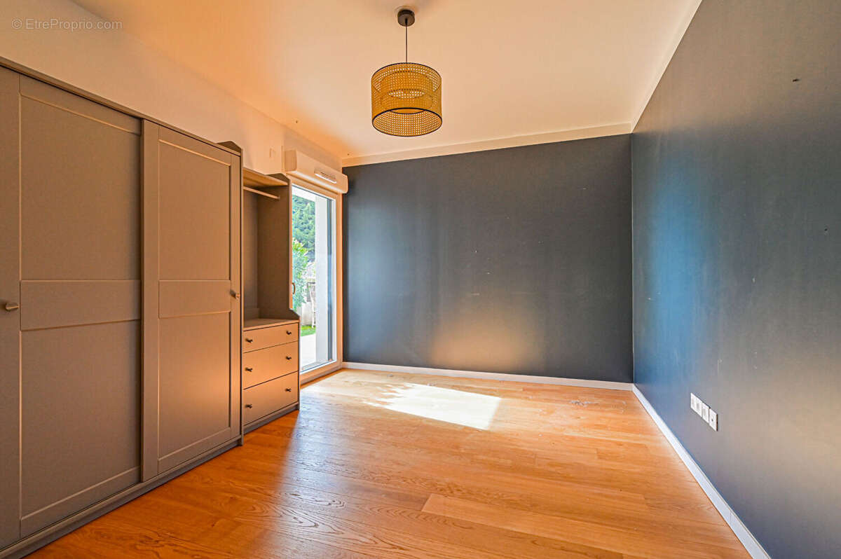 Appartement à CHATILLON