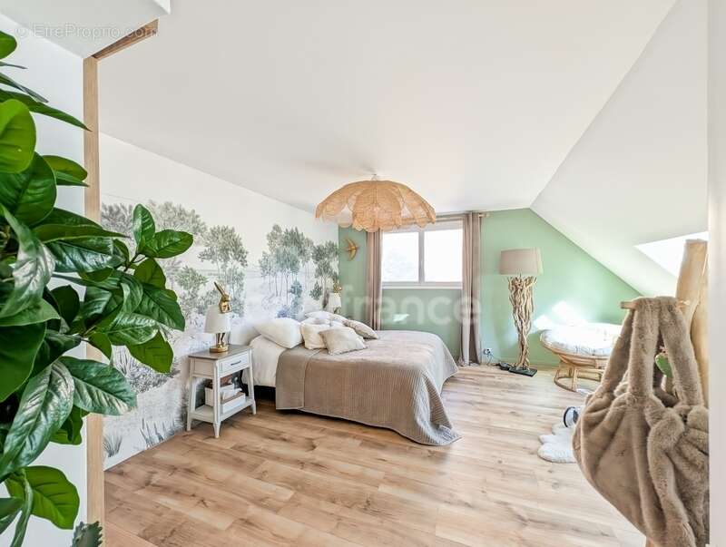 Maison à SAINT-MARCEL