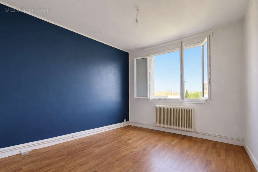 Appartement à BAGNEUX