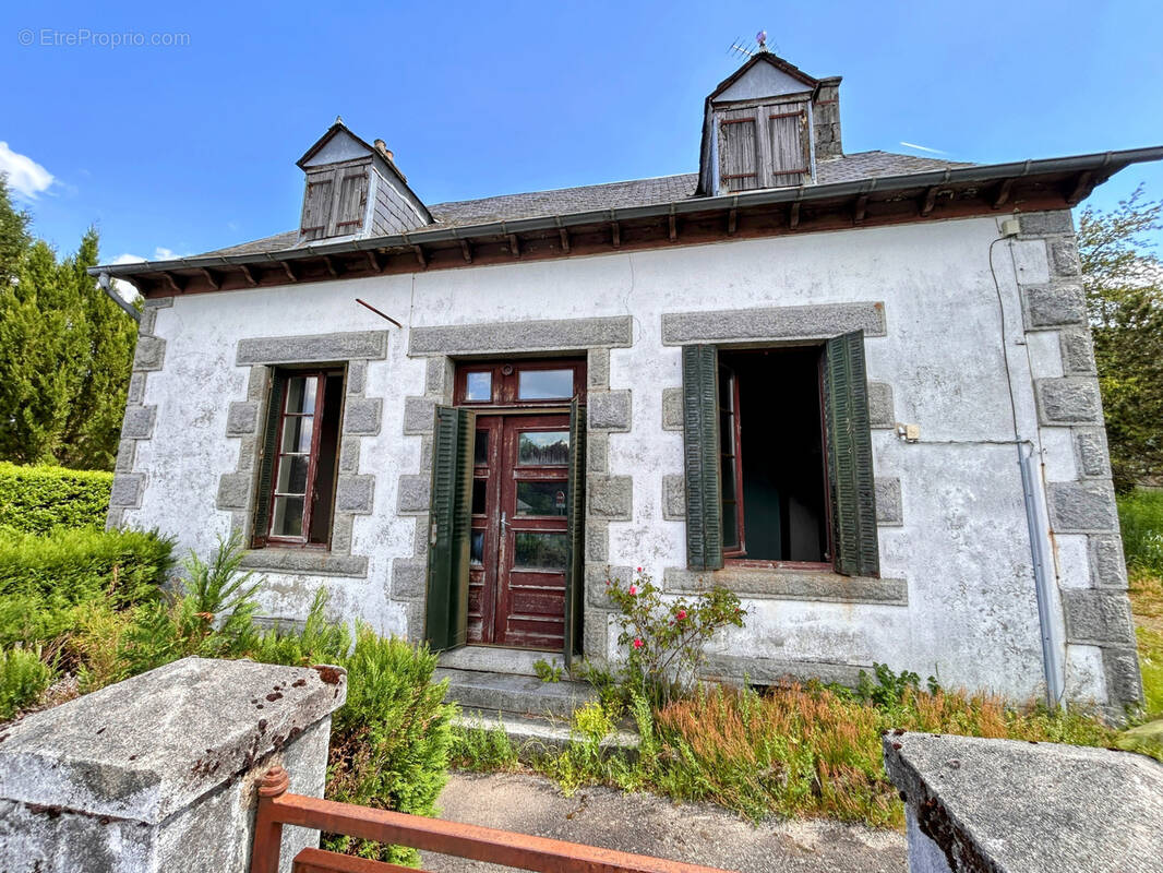Maison à MESTES