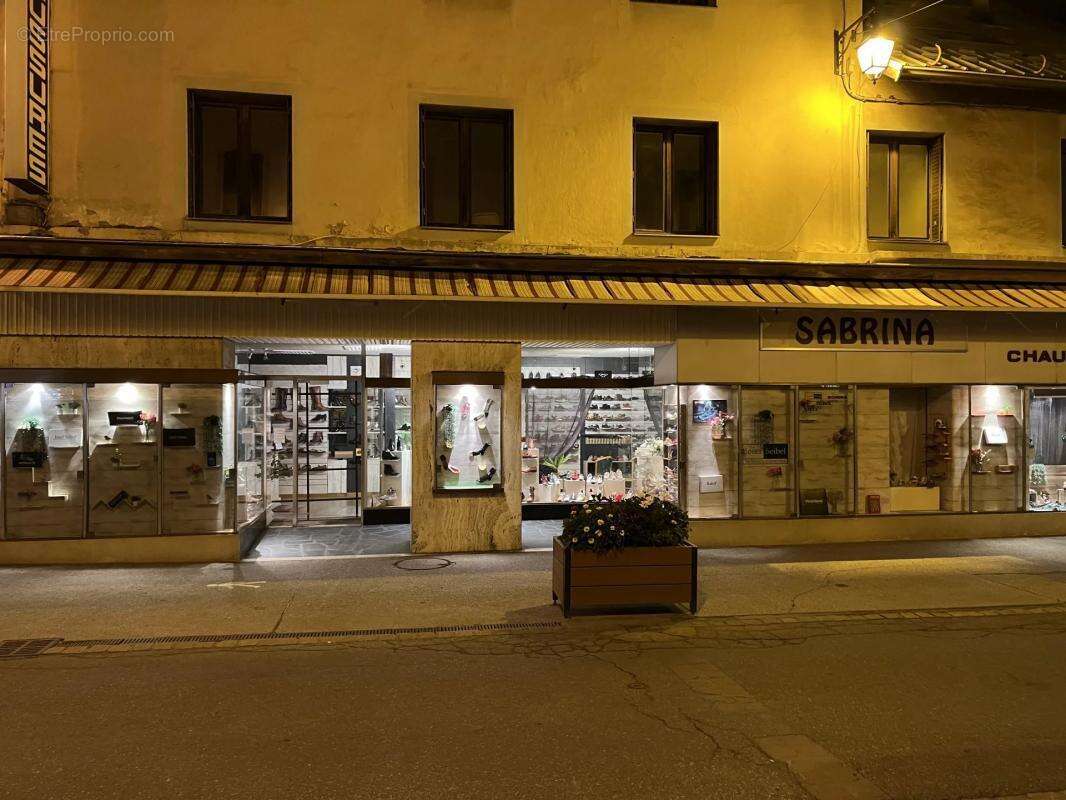 Commerce à BRIANCON