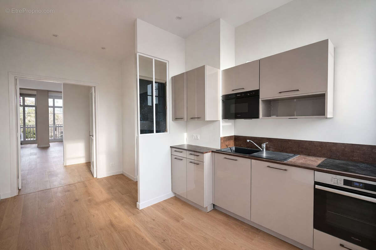 Appartement à BORDEAUX