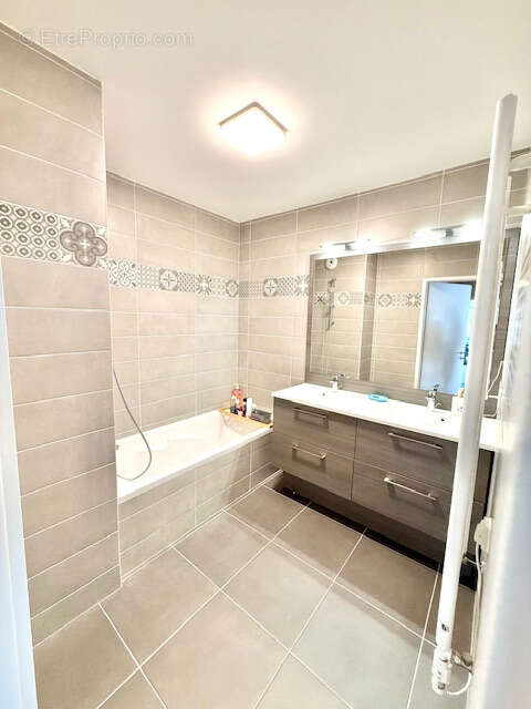 Appartement à PREVESSIN-MOENS