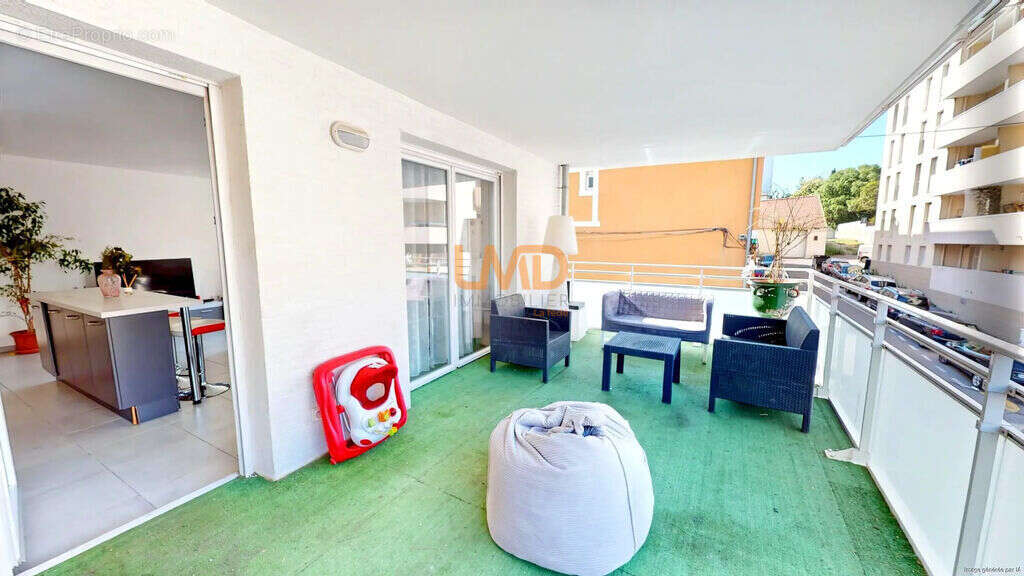 Appartement T4 avec 2 terrasses 13004 Marseille - photo 4