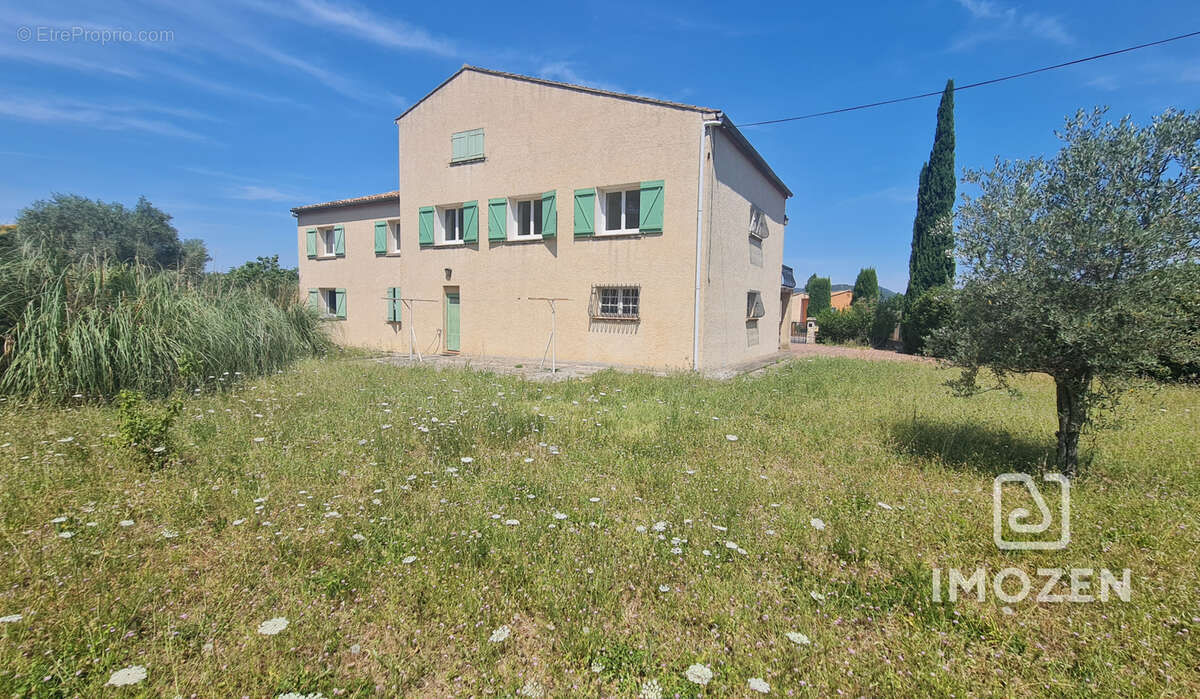 Appartement à BRIGNOLES