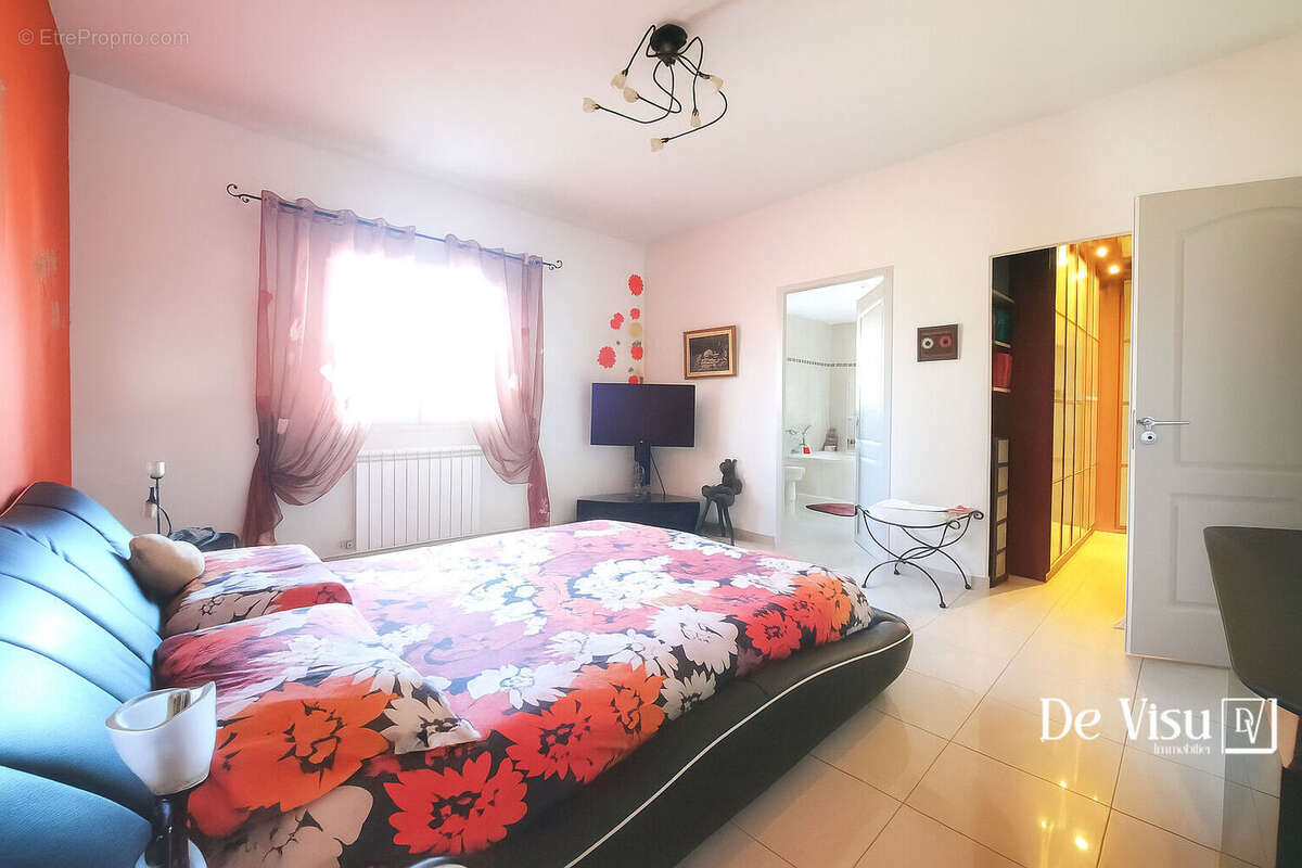 Maison à SAINT-JEAN-DE-VEDAS