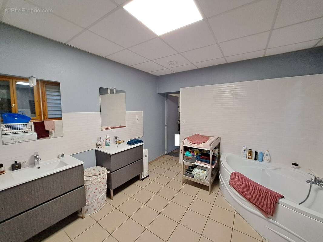 Photo 9 - Maison à AMBERT