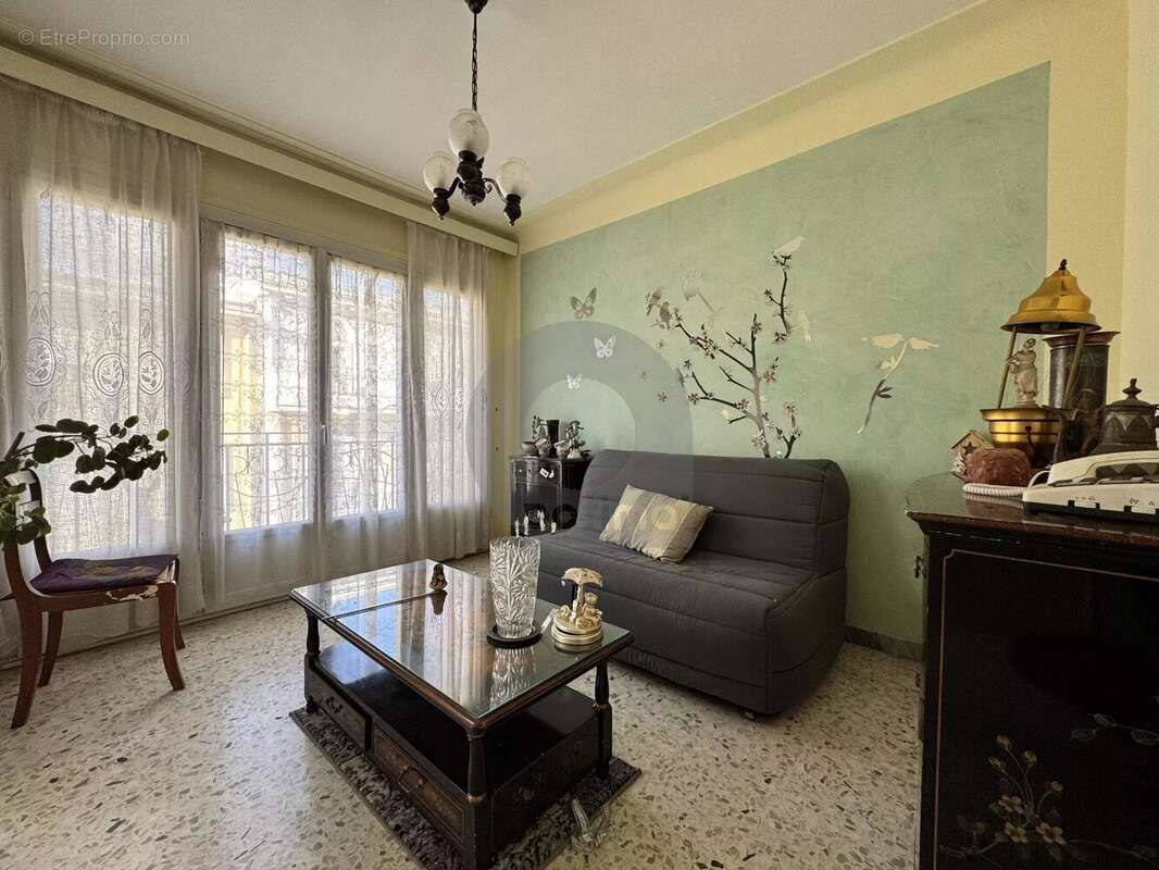 Appartement à MENTON