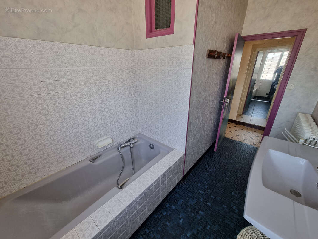 Maison à SAINT-AUBIN-LE-CLOUD