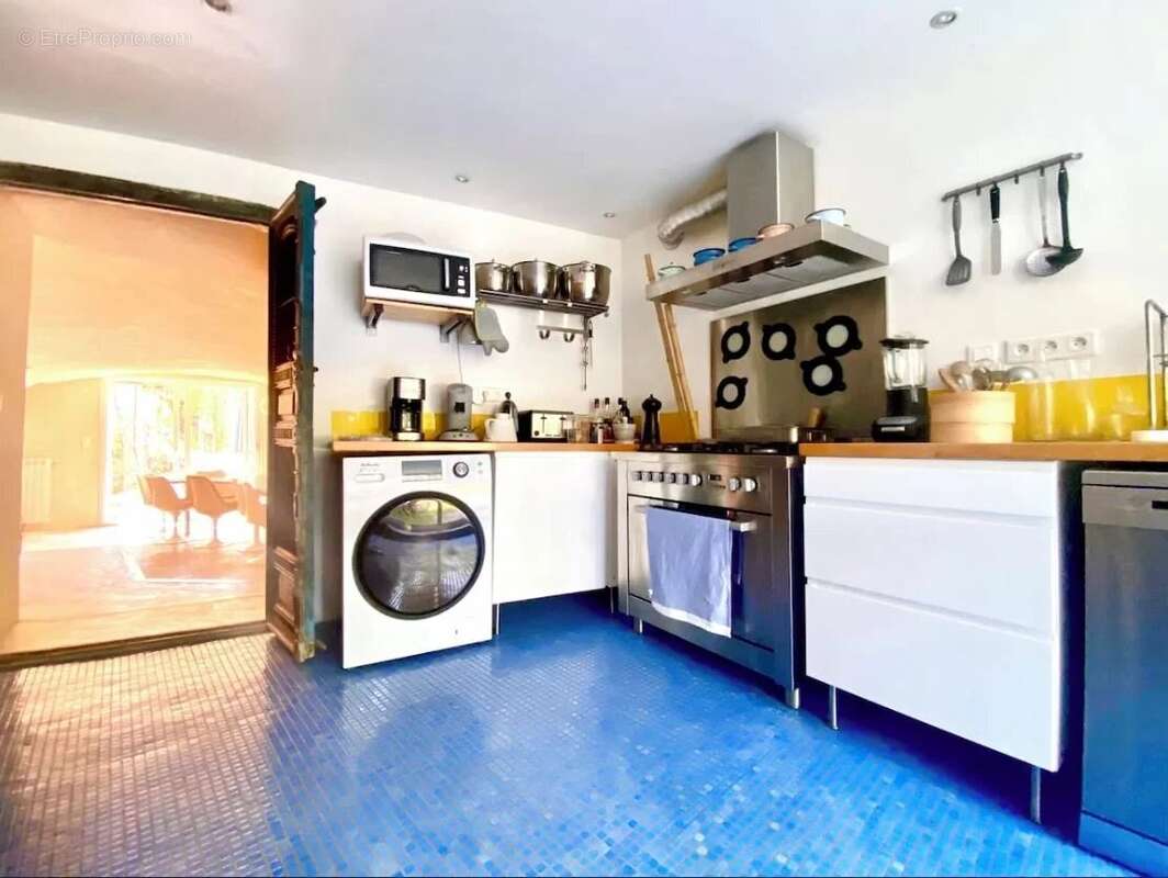 Maison à SAINT-HIPPOLYTE-DU-FORT