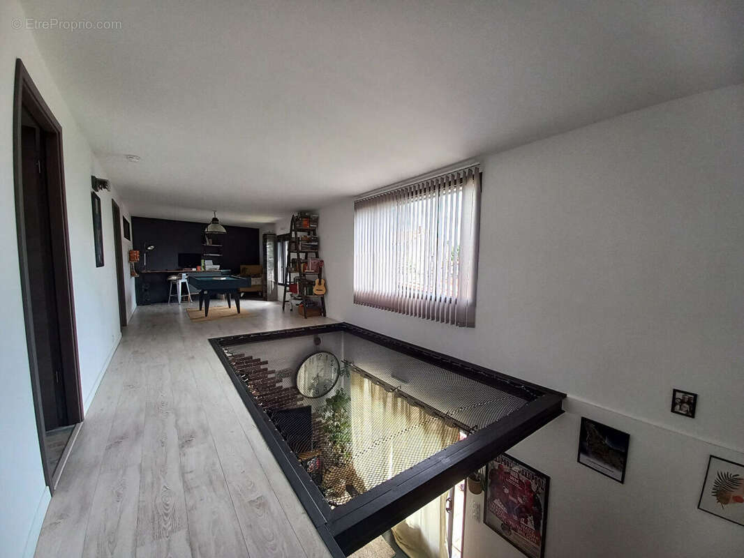 Maison contemporaine de 2019 - Volumes, confort et prestations de qualité - photo 10