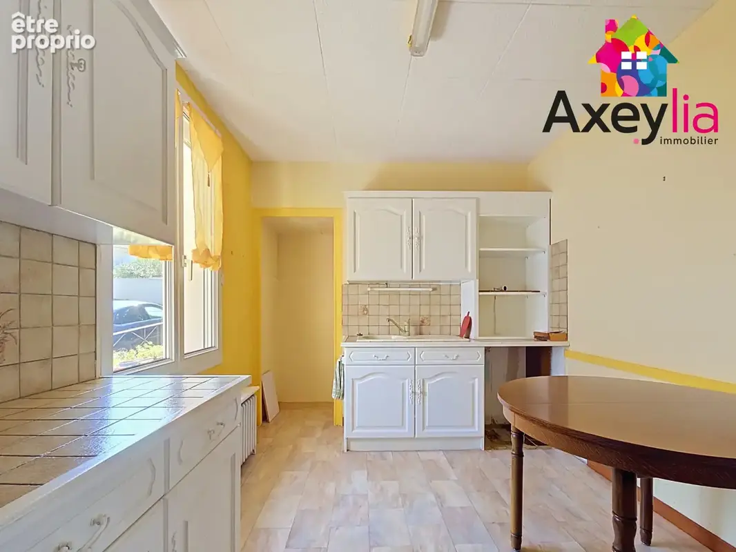 A vendre - roanne - maison sur sous sol avec grand garage independant - photo 11