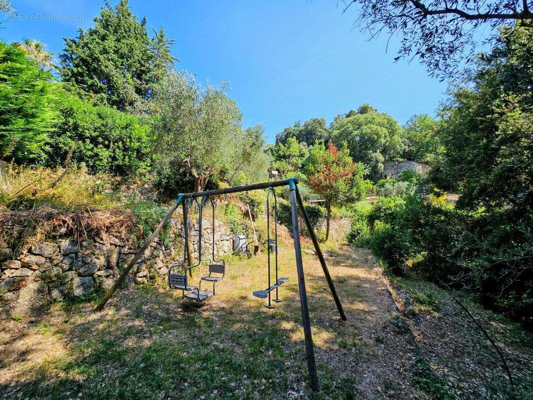 Maison à SPERACEDES